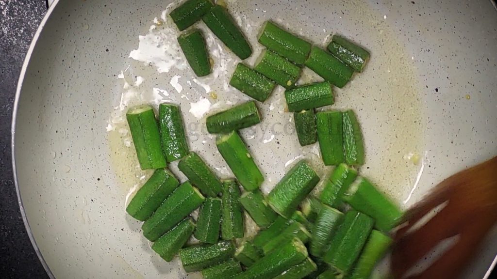 bhindi fry okra
