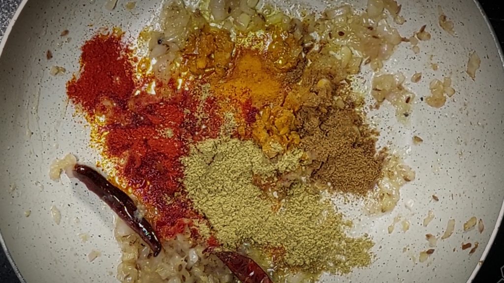 turmeric powder red chilli powder coriander powder cumin powder